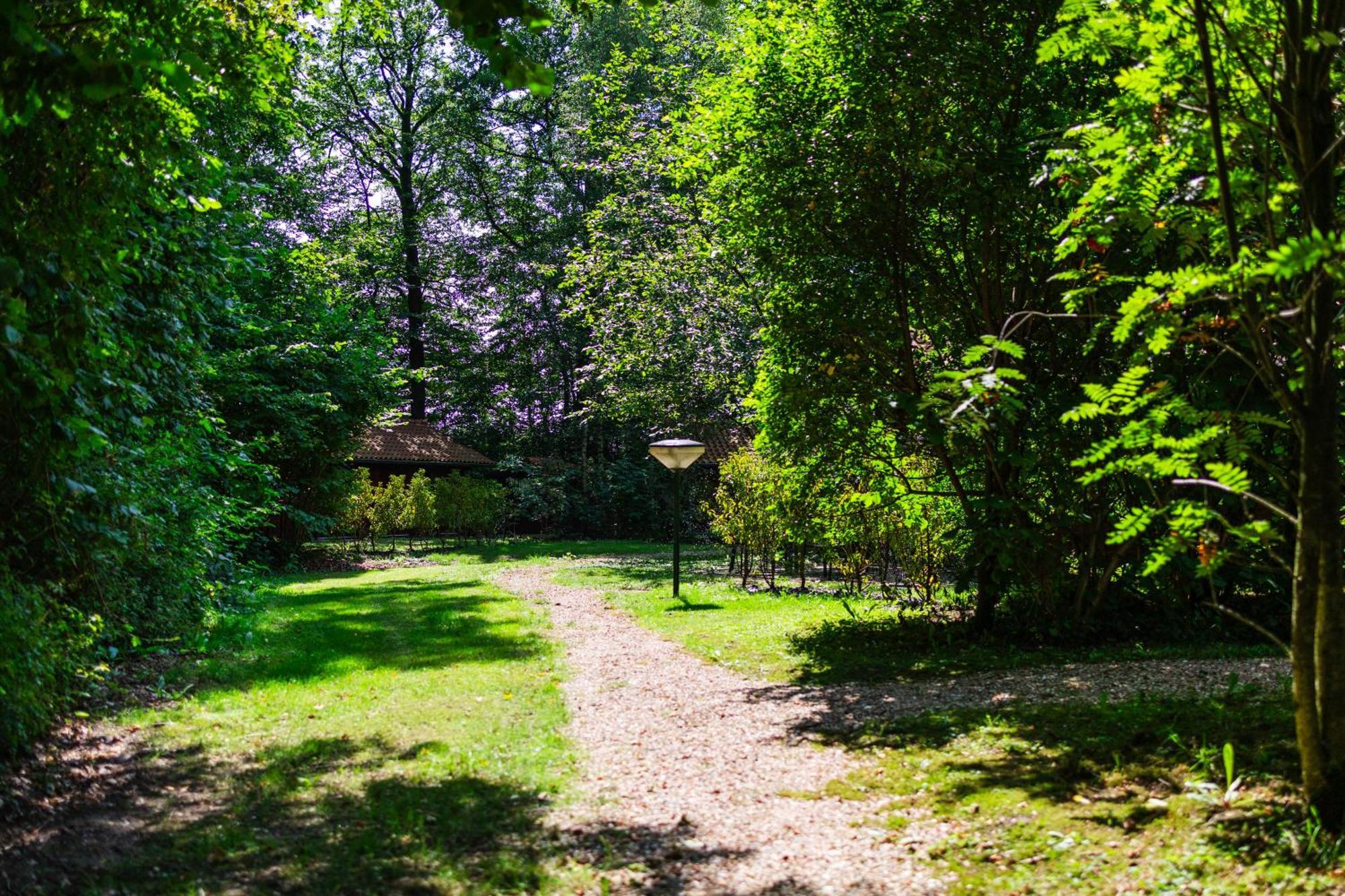 Sfeervolle Blokhut Met Fijne Buitenruimte @ Veluwe Эпе Экстерьер фото